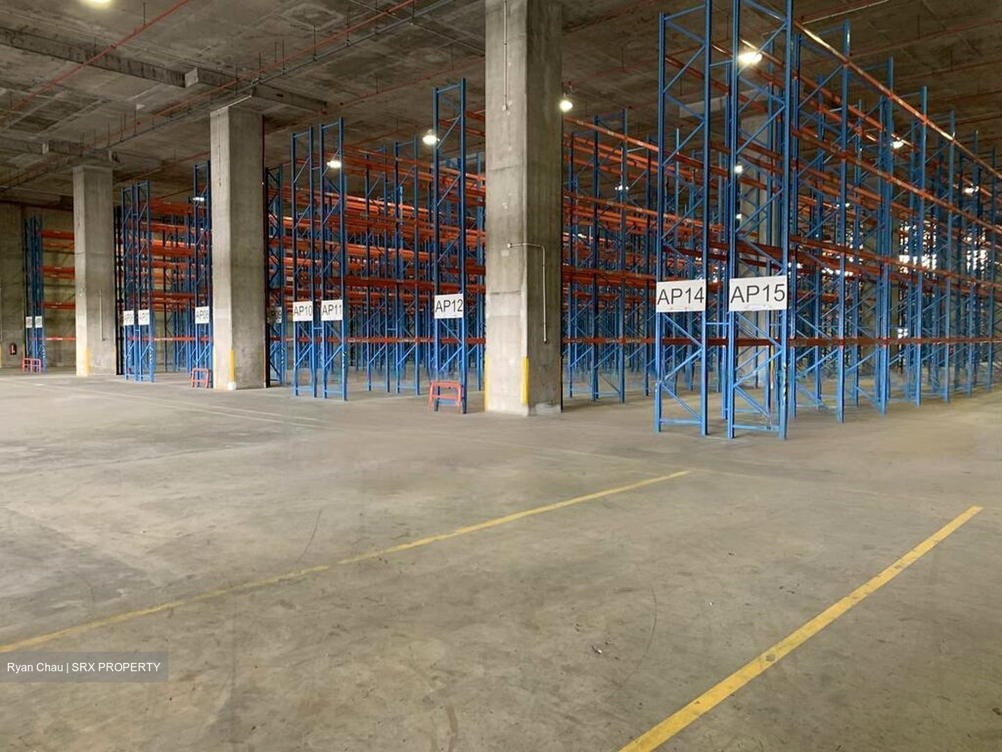 Upper Bukit Timah Road (D21), Warehouse #456403361